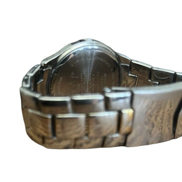 Disney Mickey Mouse Round Watch MU0929 Silver Gold Stainless Steel Needs Battery - Picture 6 of 7